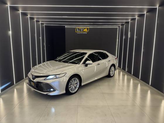 TOYOTA CAMRY 3.5 XLE V6 24V GASOLINA 4P AUTOMÁTICO